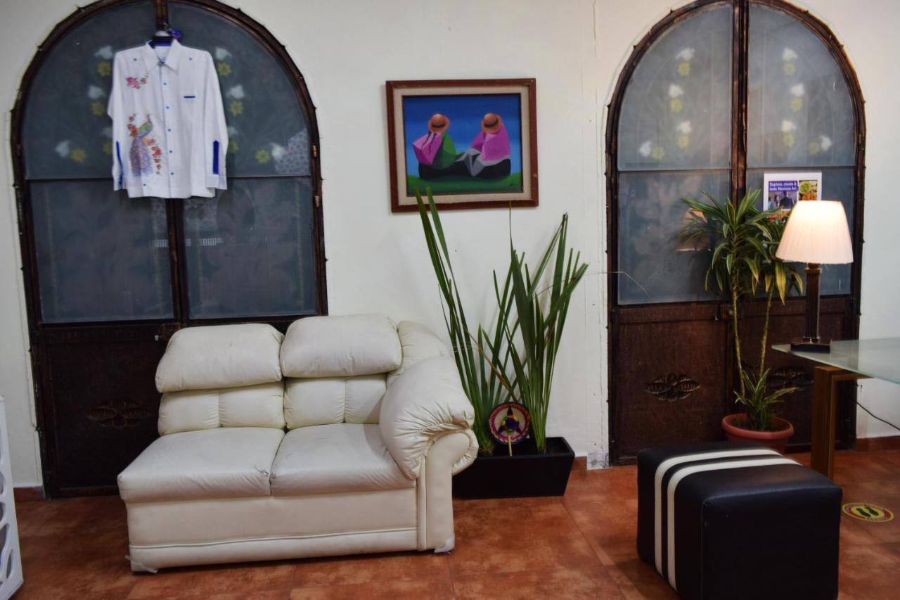 Hostel Plaza Mayor Kota Meksiko Bagian luar foto