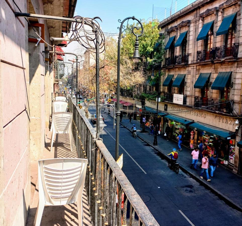 Hostel Plaza Mayor Kota Meksiko Bagian luar foto